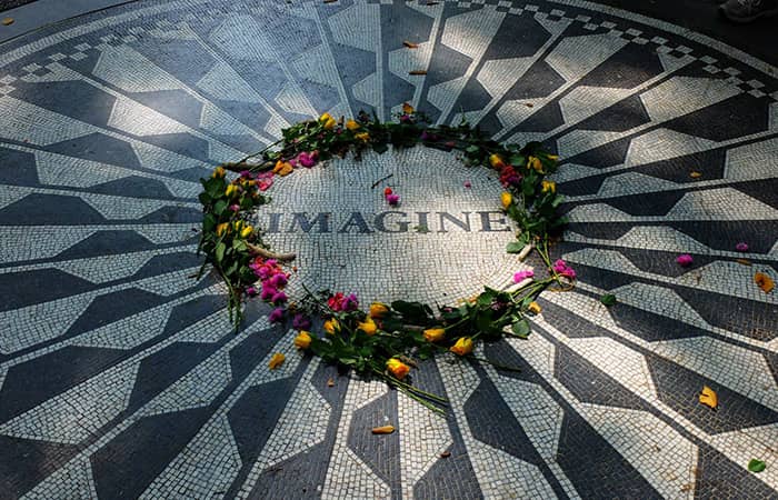 Central Park - Strawberry Fields Central Park - Strawberry Fields