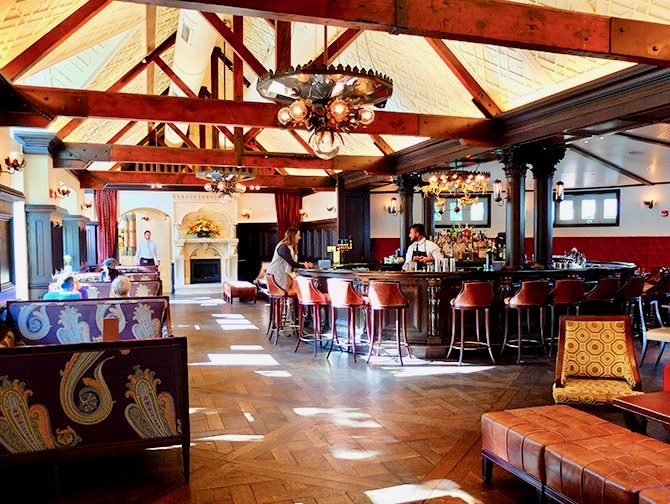 Central Park - Tavern on the Green Bar Central Park - Tavern on the Green Bar